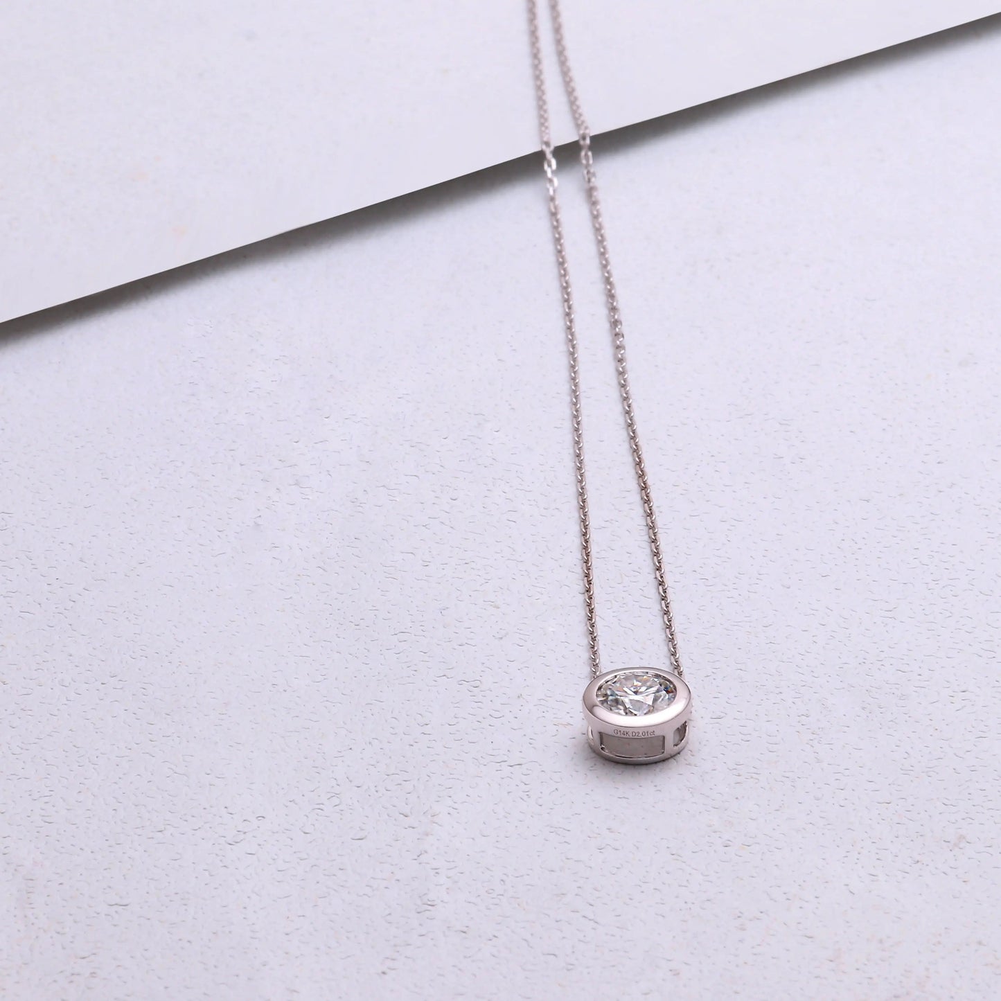 10k White Gold Bezel Setting Moissanite Necklace 2ct