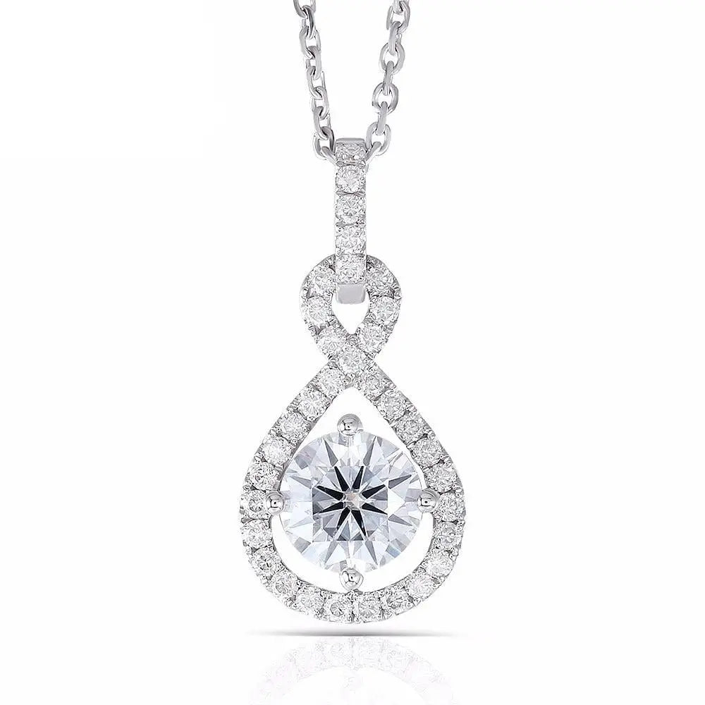 14k White Gold Pendant Necklace