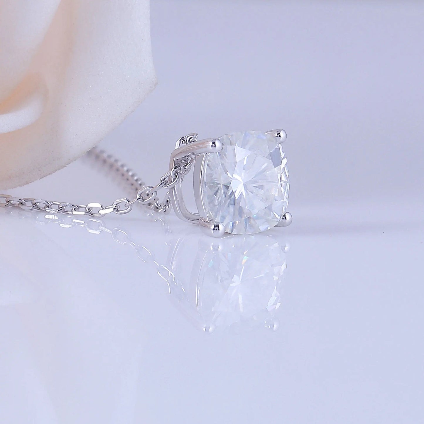 White Gold 14k Chain / Moissanite Necklace / Pendant 2ct Center Stone