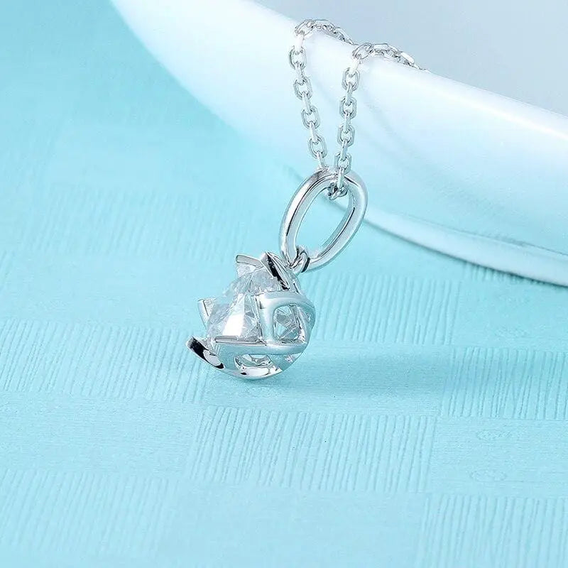 14k White Gold Moissanite Beautiful Necklace 1ct