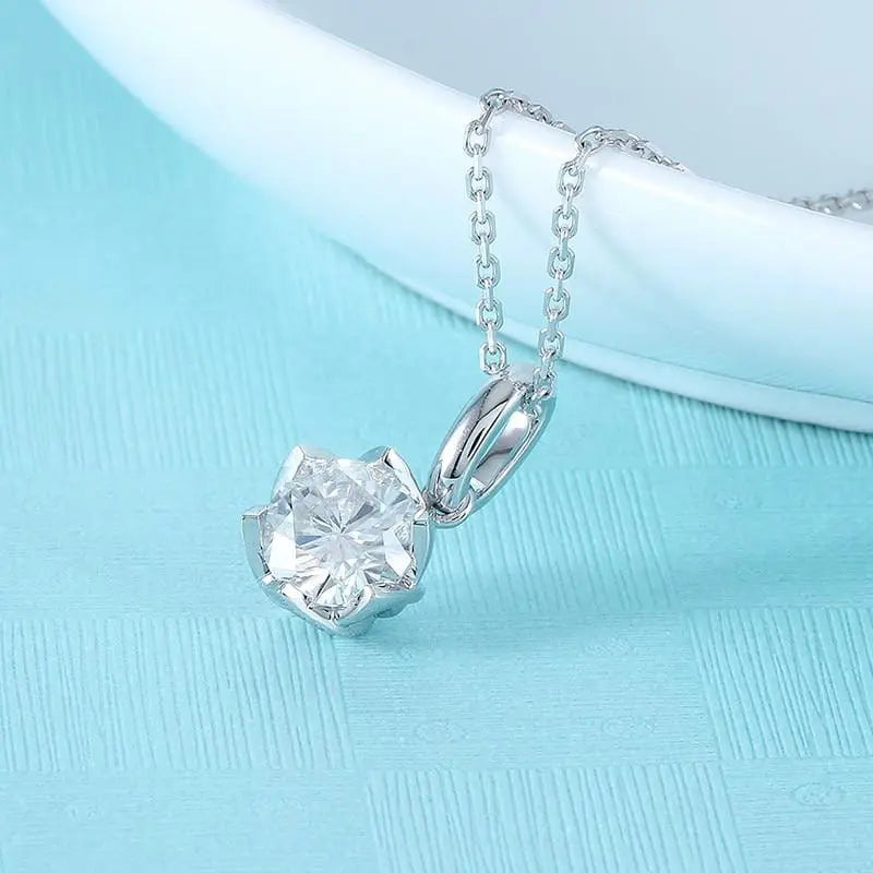 14k White Gold Moissanite Beautiful Necklace 1ct