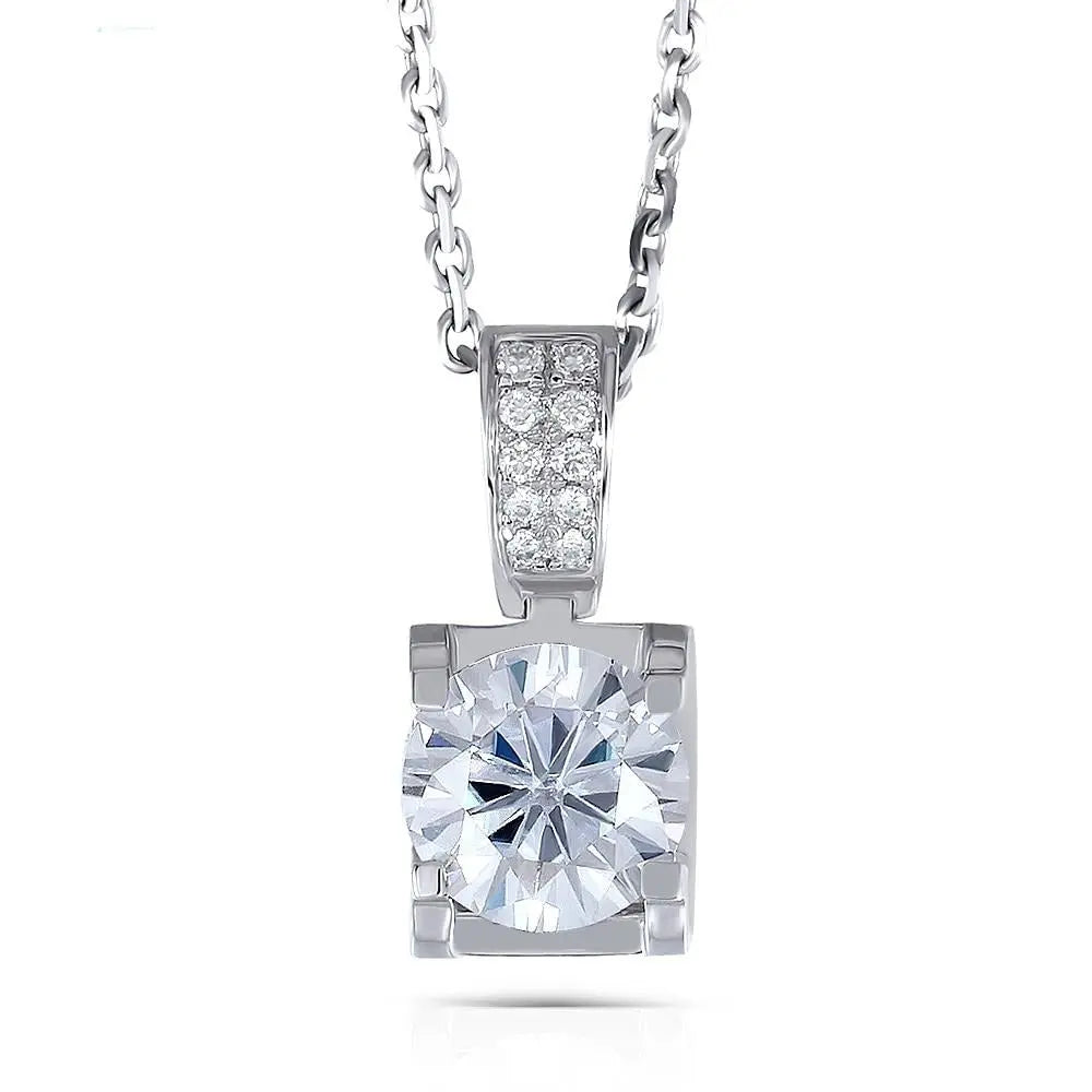 18k White Gold Necklace Chain / Pendant Moissanite 1.04ct Total