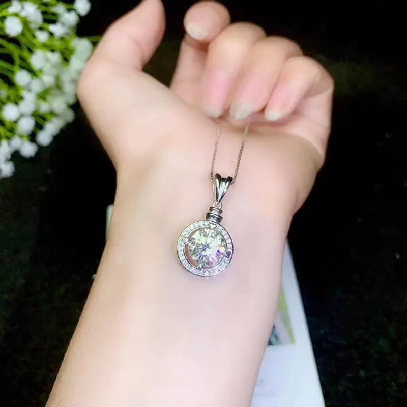 White Gold Plated Halo Moissanite Best Necklace Chains 0.5ct - 3ct Center Stones