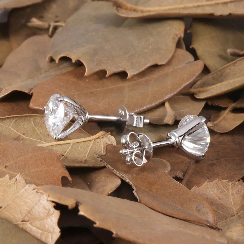 14k / 18k White Gold Moissanite Stud Earrings for Sale 2ctw