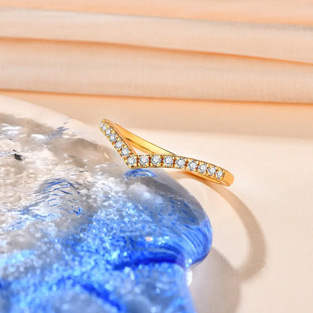 PLATED SILVER MOISSANITE ANNIVERSARY / COOL WEDDING BAND 0.255ctw