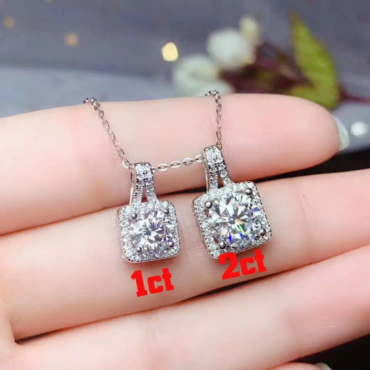 Platinum Plated Silver Moissanite Halo Cute Necklace for Mom 1ct & 2ct Options